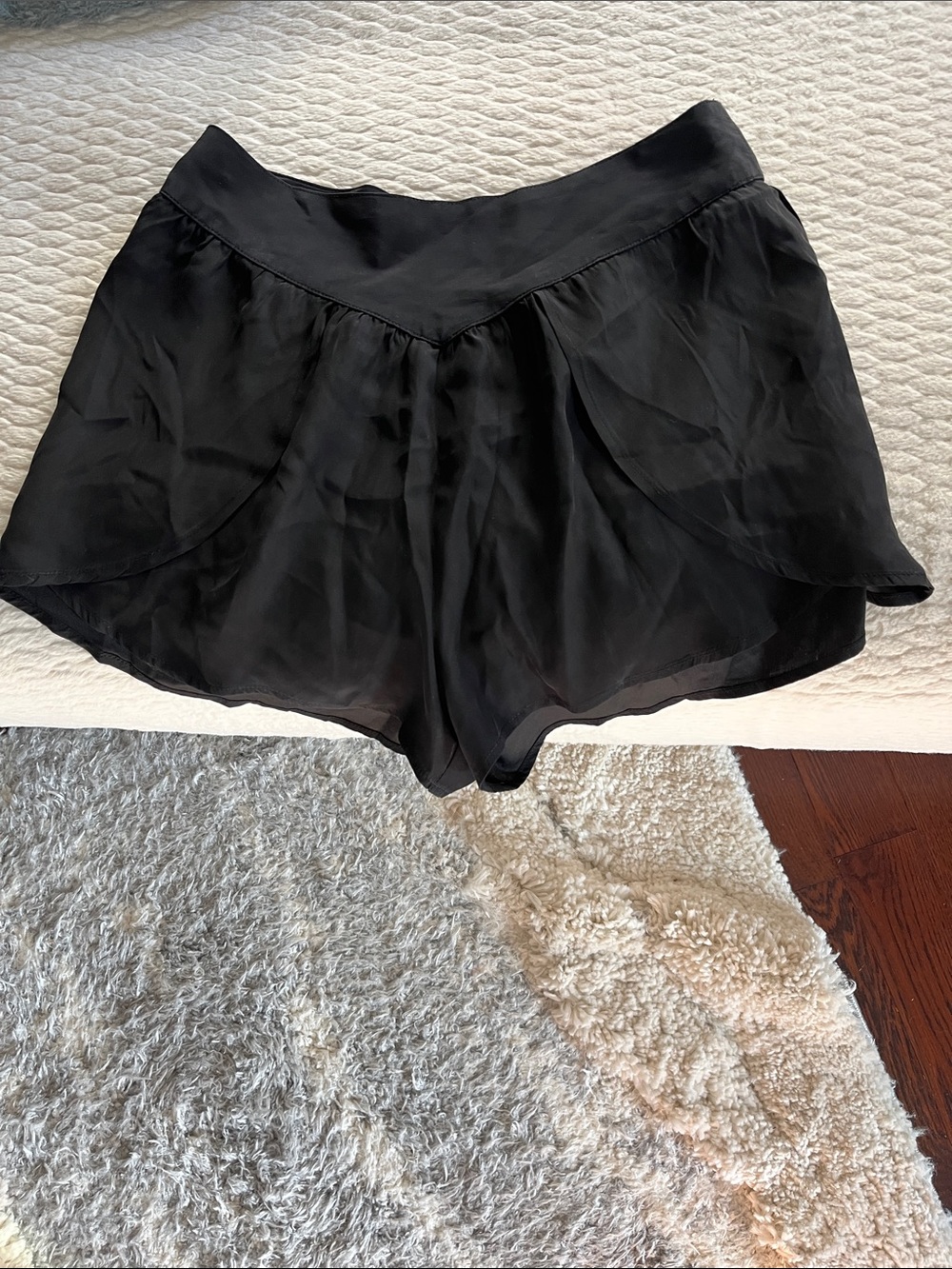 Women's Black Flow Skort Shorts - Classic